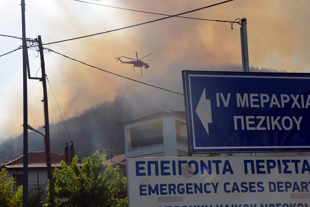 Φωτιά: καλύτερη η εικόνα της πυροσβεστικής για τη φωτιά στον Άγιο Βλάση Τριπόλεως