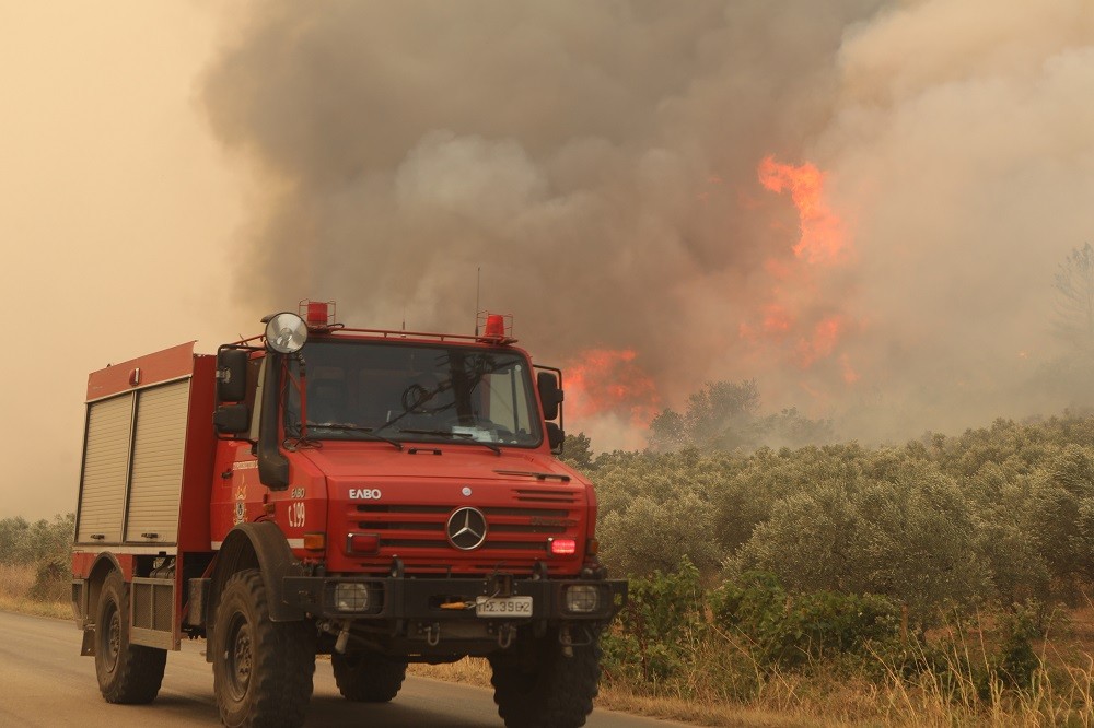 Σύλληψη και πρόστιμα για φωτιές σε Χανιά, Κέρκυρα, Ηλεία, Ιωάννινα, Θεσσαλονίκη και Εύβοια