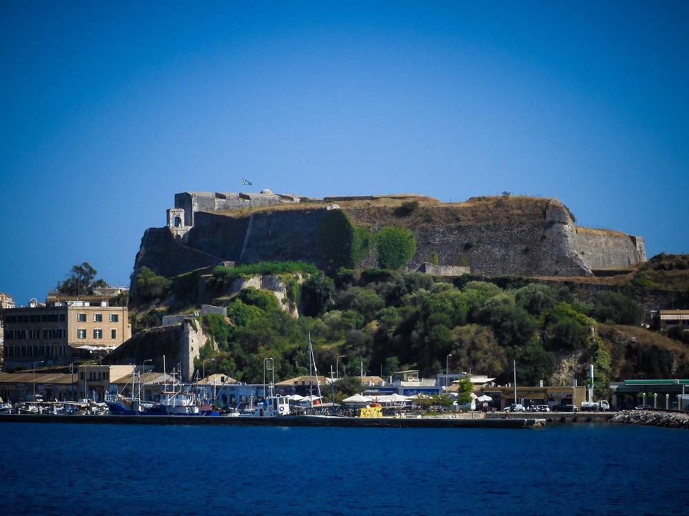 Corfu Palace: νέος ιδιοκτήτης ο Ολλανδός Χένρι Χόλτερμαν