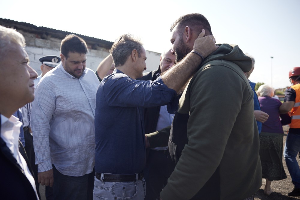 Κυριάκος Μητσοτάκης από Βόλο: Προτεραιότητες η αποκατάσταση του δικτύου ύδρευσης και οι απεγκλωβισμοί