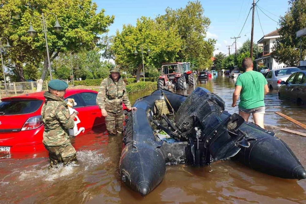 12 οι νεκροί της κακοκαιρίας - Εντοπίστηκε σορός άνδρα στον Αγ. Δημήτριο Καρδίτσας