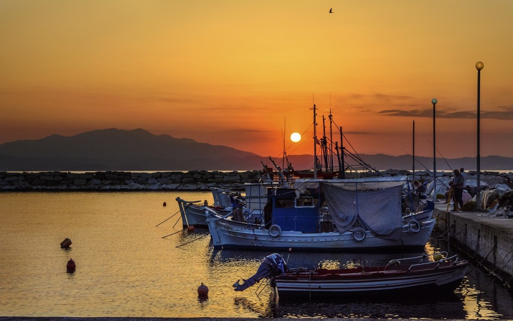 Τα δικά τους στέκια στη Βόρεια Ελλάδα έχουν οι Βαλκάνιοι τουρίστες