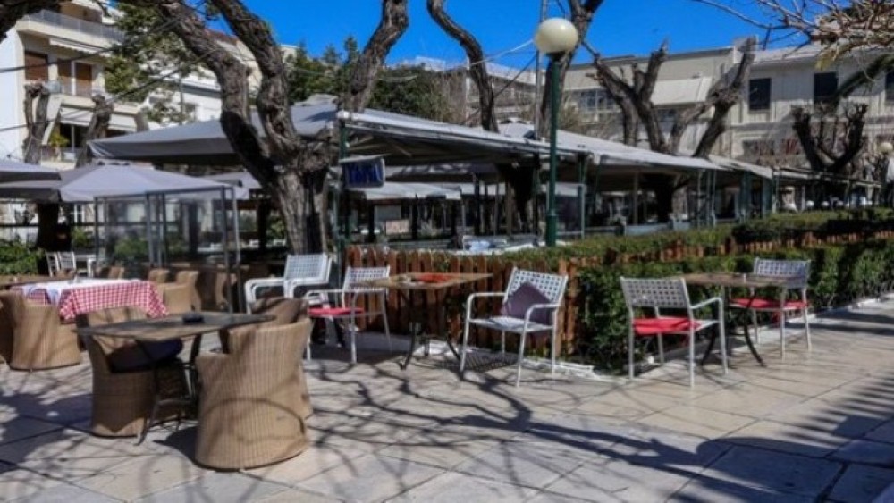 Kατατέθηκε η τροπολογία για τα τραπεζοκαθίσματα