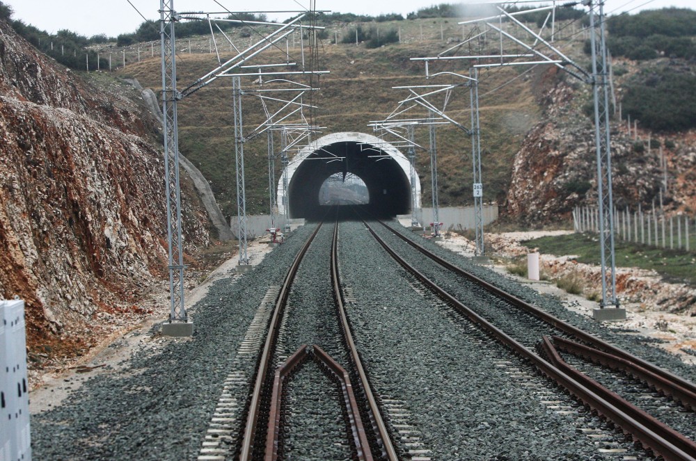 Η θεϊκή μήνη και η πρόσφατη μνήμη