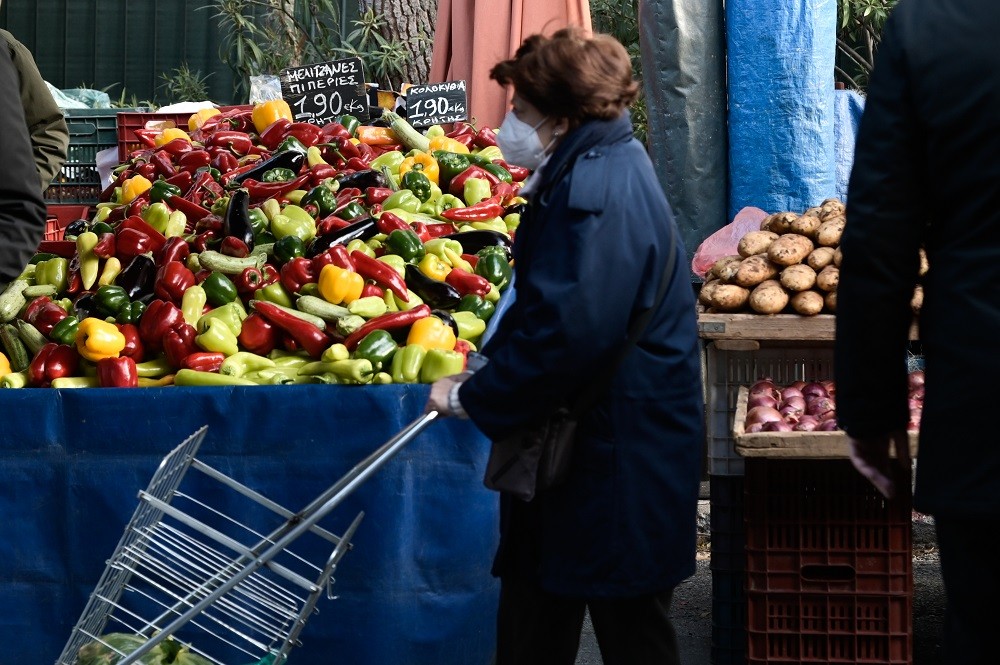 Από 1η Μαρτίου POS και ταμειακές μηχανές στις λαϊκές αγορές