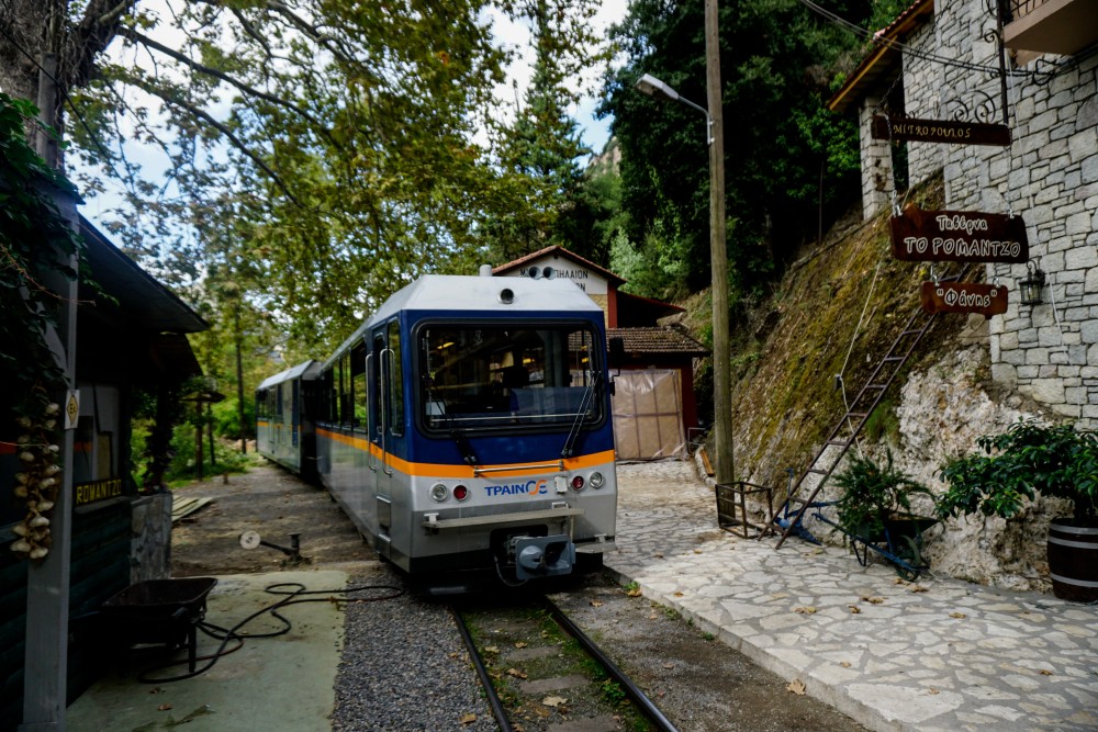 Καλάβρυτα: επιχείρηση απεγκλωβισμού 90 επιβατών του οδοντωτού