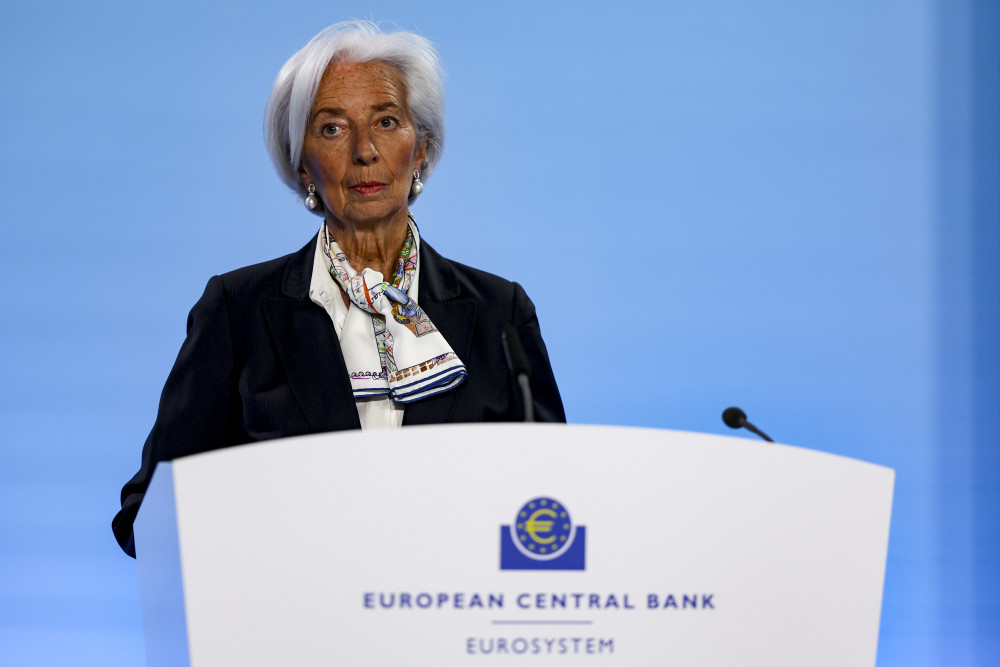 Κριστίν Λαγκάρντ: Περιορίζονται οι κίνδυνοι στο μέτωπο της ανάπτυξης στην ευρωζώνη