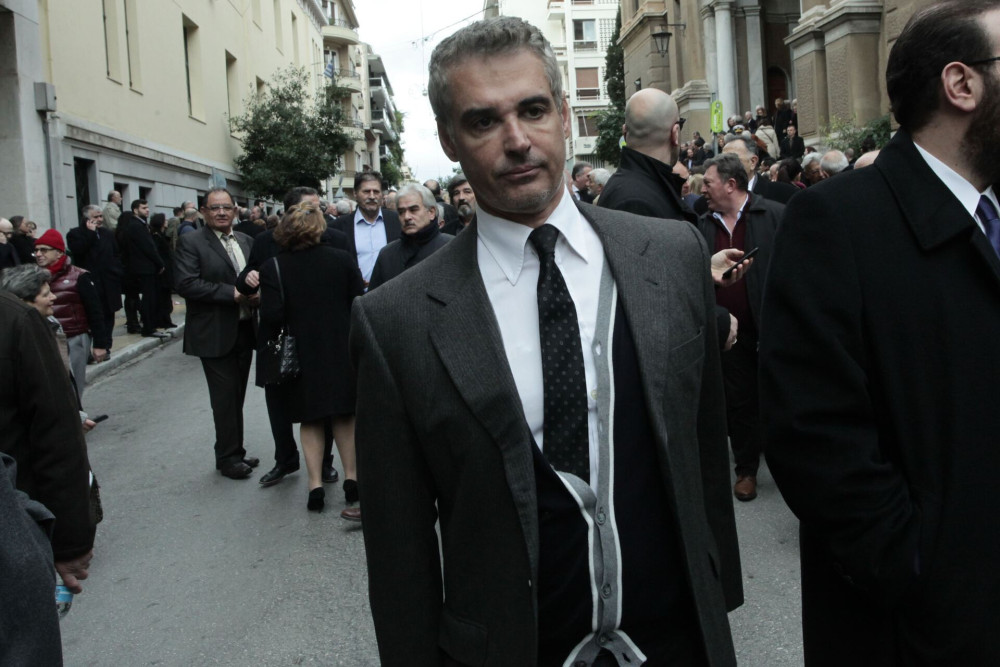 Oι... τρίχες του Άρη Σπηλιωτόπουλου (video)