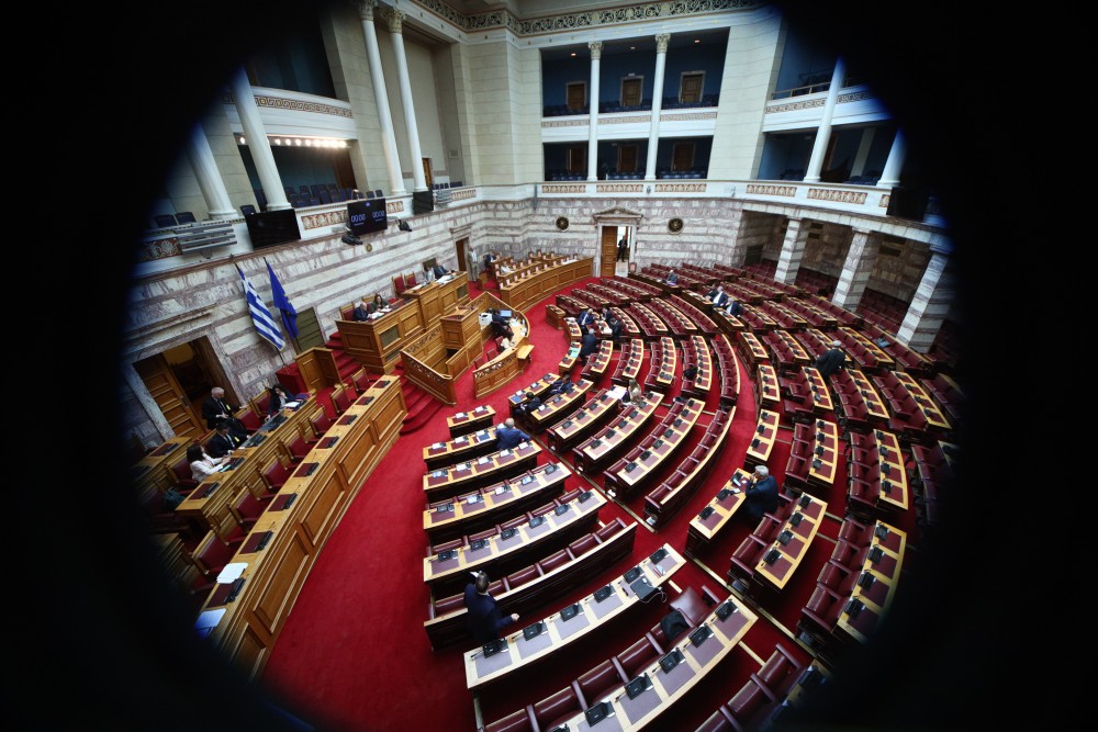 Σήμερα η ψήφιση του νομοσχεδίου για τον κατώτατο μισθό - Δίχτυ ασφαλείας για τους εργαζόμενους