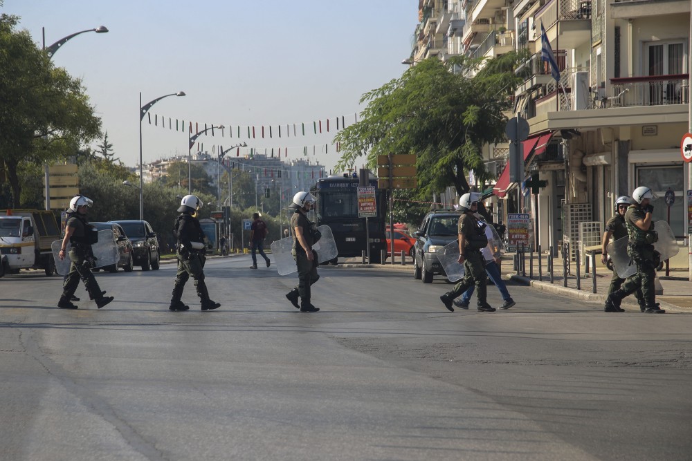 Σε συναγερμό η Αστυνομία στη Θεσσαλονίκη-σε συγκεντρώσεις καλούν οπαδοί ΠΑΟΚ και ΑΡΗ