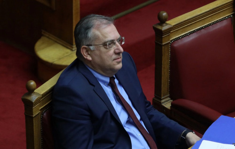 Θεοδωρικάκος:  Να απολογηθεί ο κ. Τσίπρας για το παρακράτος που έστηναν