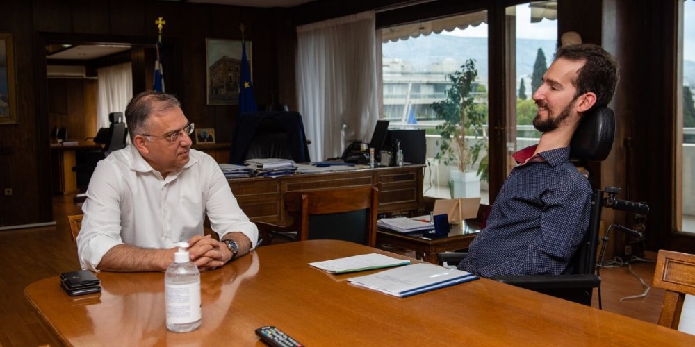 Συναντήσεις Θεοδωρικάκου με Κυμπουρόπουλο και Νίκα