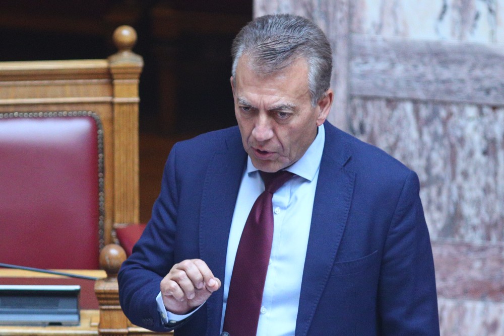 Βρούτσης: Αν δεν εμφανιστούν και οι δυο πλευρές το πρωτάθλημα διακόπτεται
