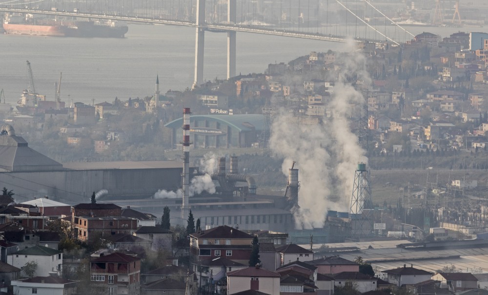 Έρευνα: υψηλότερος κίνδυνος υπογονιμότητας από την ατμοσφαιρική ρύπανση στους άνδρες και από την ηχορύπανση στις γυναίκες