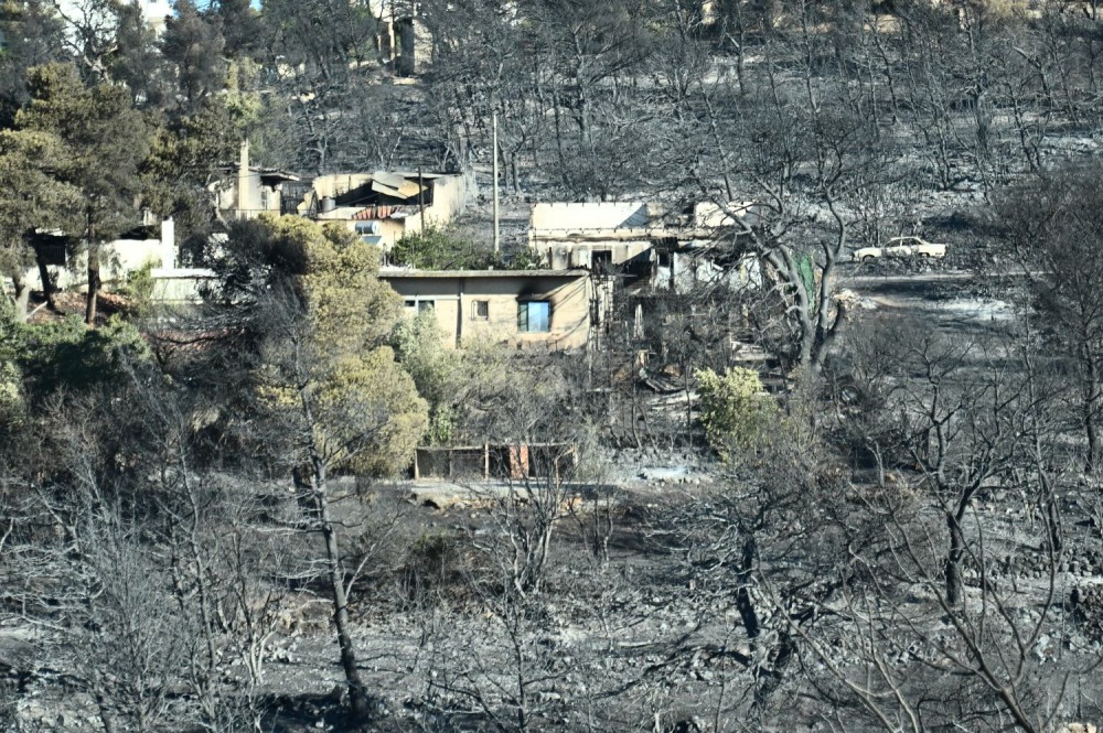 Φωτιά στην Αττική: ακατάλληλες 78 κατοικίες μέχρι τώρα - Συνεχίζονται οι αυτοψίες