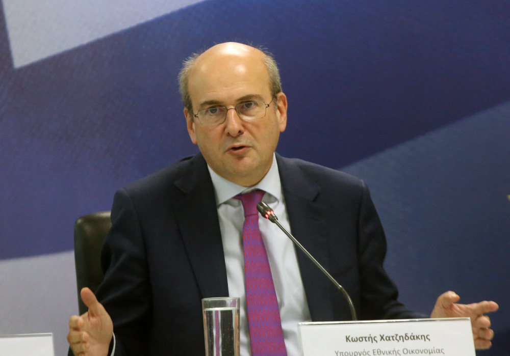 Κωστής Χατζηδάκης: Η κυβέρνηση υποστηρίζει τα εθνικά συμφέροντα στην πράξη