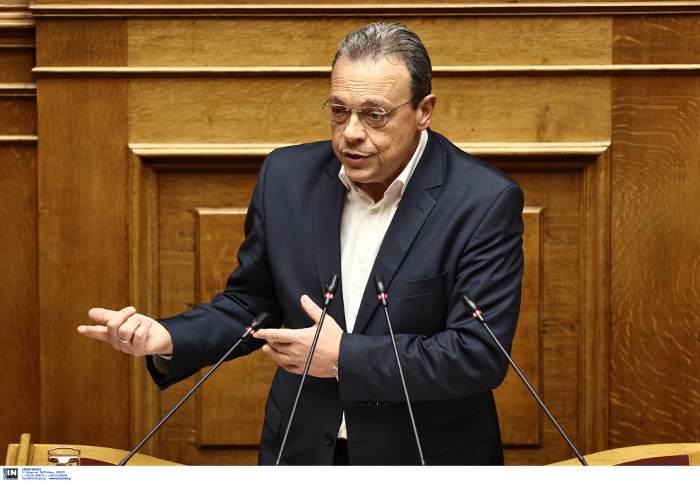 Σωκράτης Φάμελλος: πρώτα επίθεση, μετά... παρακάλια