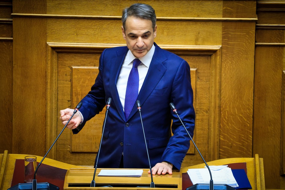 Στη Βουλή ο Κυριάκος Μητσοτάκης: απαντήσεις στα fake news της αντιπολίτευσης για τα Τέμπη