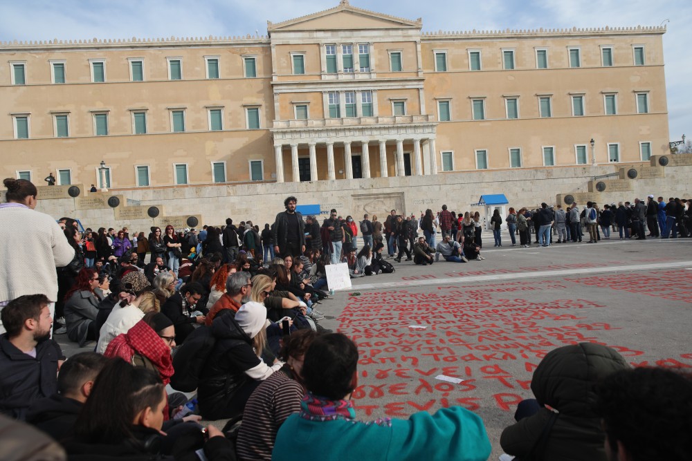 Η ιστορία διδάσκει, αρκεί να υπάρχουν μαθητές