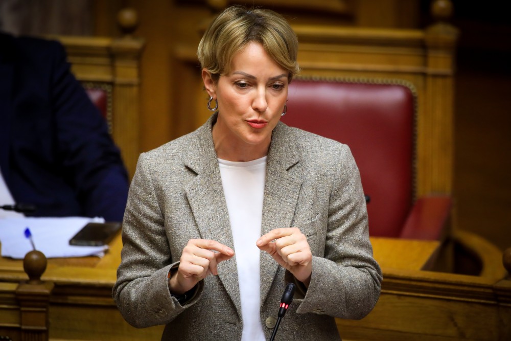 Σδούκου κατά ΠΑΣΟΚ για παραβατικότητα ανηλίκων: Εκθέσεις ιδεών αντί για απαντήσεις