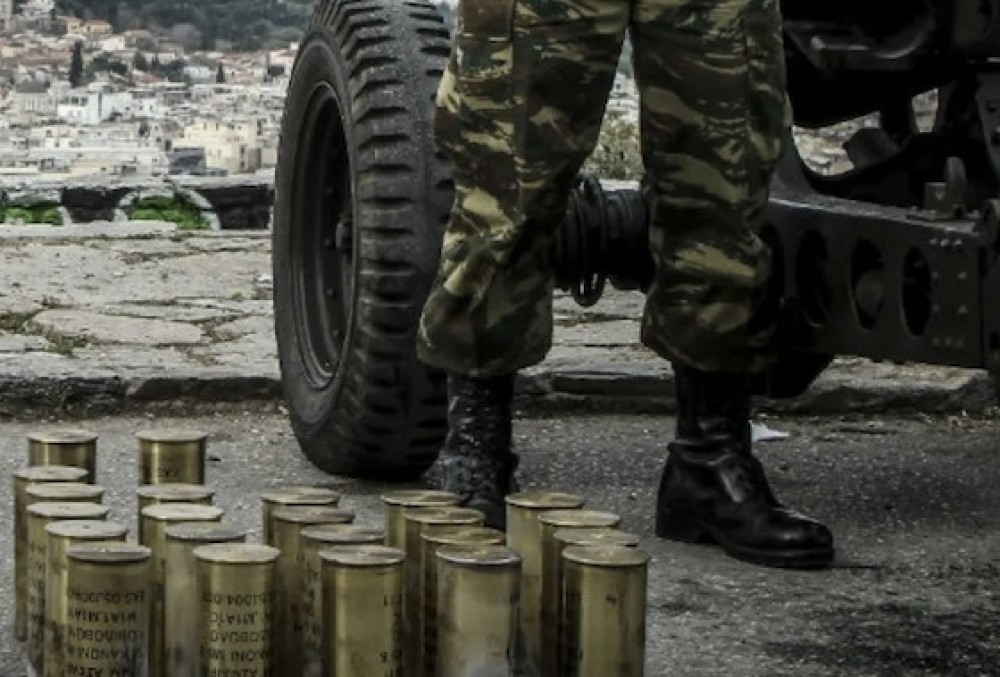 Τραγωδία σε στρατόπεδο στην Αλεξανδρούπολη  - ΕΠΟΠ επιλοχίας τραυματίστηκε θανάσιμα με υπηρεσιακό όπλο