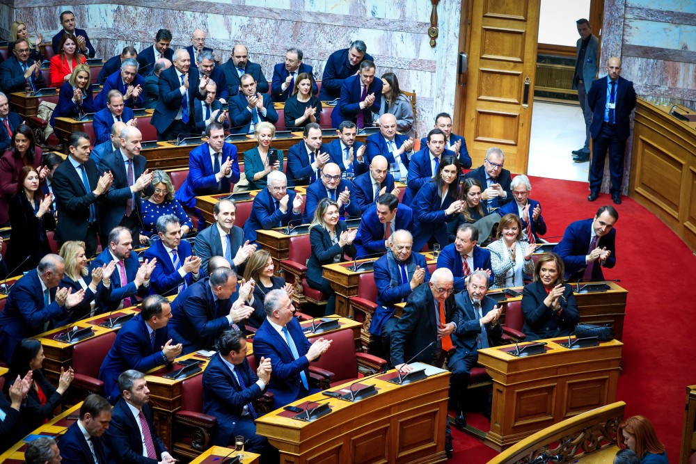 Πηγές Νέας Δημοκρατίας: Η αλήθεια θα λάμψει στη Βουλή και θα αποκαλυφθεί το σχέδιο εργαλειοποίησης της τραγωδίας από το ΠΑΣΟΚ