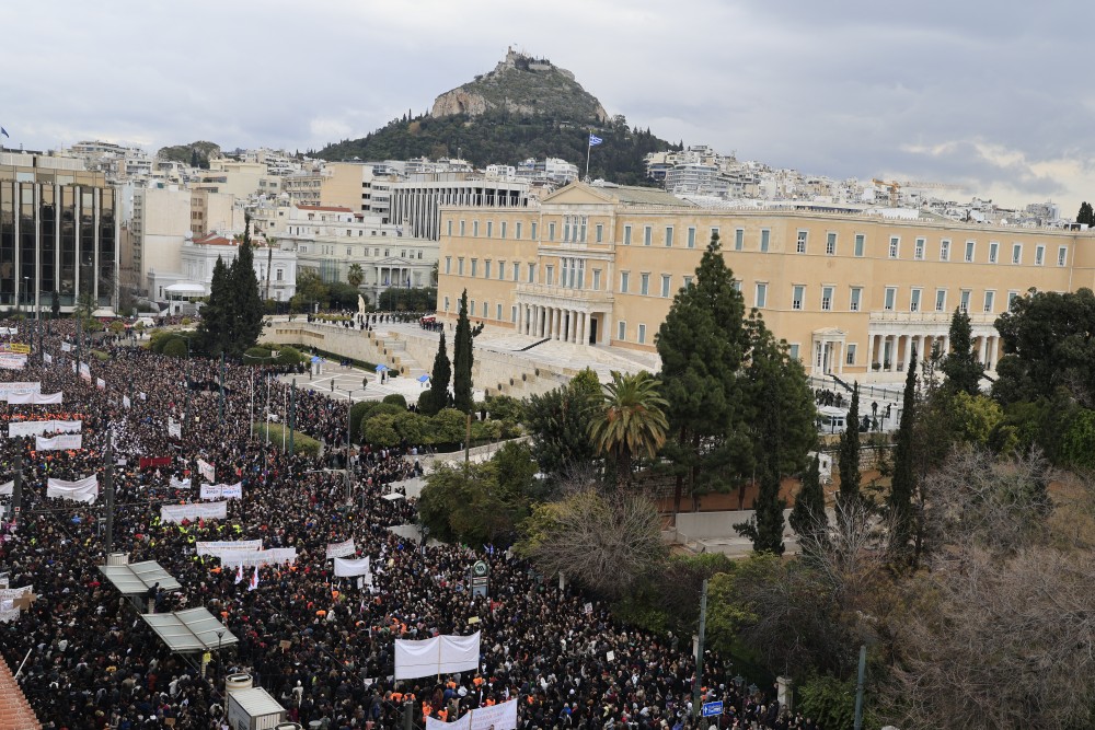 Στον δικό τους κόσμο ΠΑΣΟΚ και ΣΥΡΙΖΑ: εργαλειοποίηση δίχως τέλος - δεν έλαβαν το μήνυμα