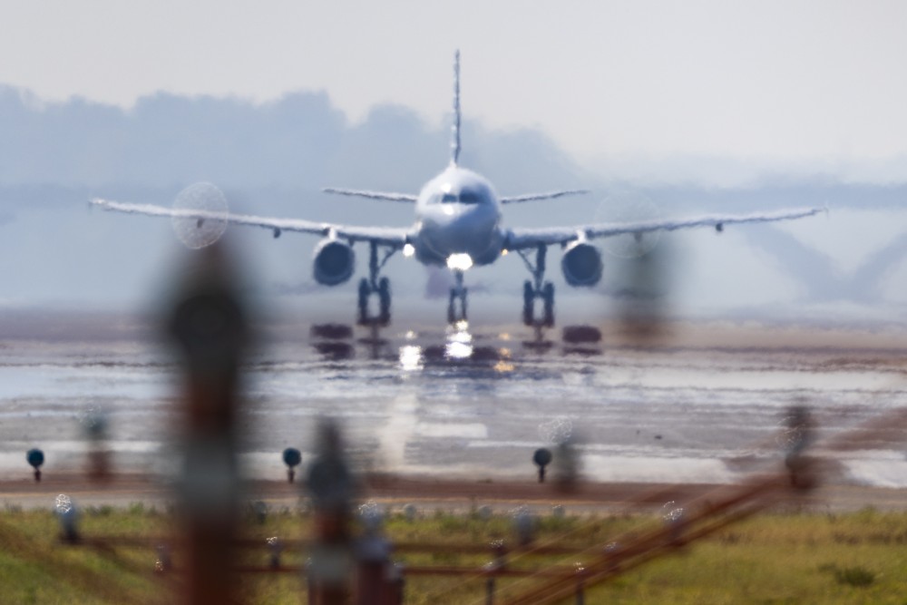 ΗΠΑ: φωτιά σε boeing της American Airlines μετά την προσγείωσή του στο Ντένβερ