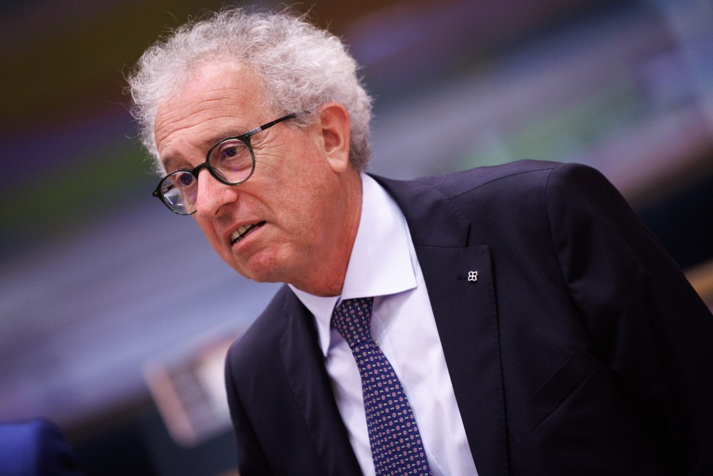 Επικεφαλής ESM: Υπέρ της νέας πρόωρης αποπληρωμής χρέους και το 2025 από την Ελλάδα