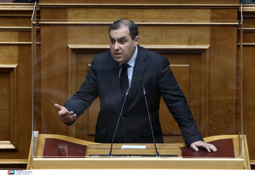 Κατσαφάδος: Σεβασμός στους διεθνείς κανόνες και ενίσχυση των συνόρων στο μεταναστευτικό