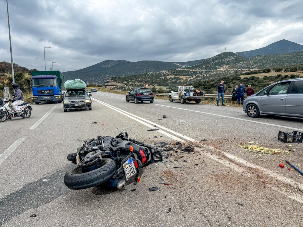 Τροχαία δυστυχήματα: οδήγηση υπό την επήρεια μέθης και υπερβολική ταχύτητα οι κύριες αιτίες