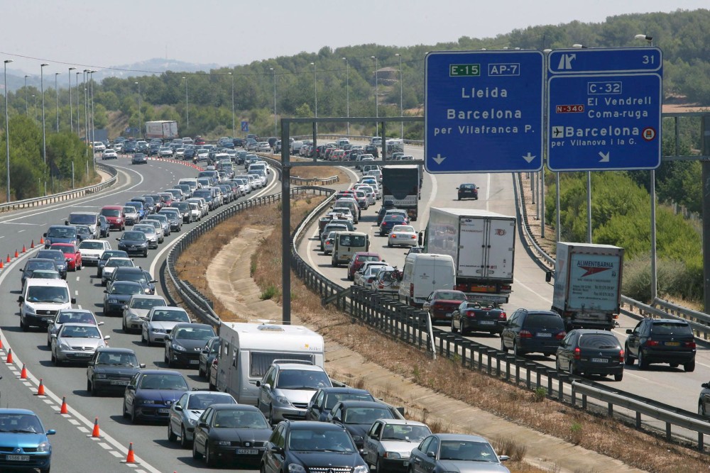 Ισπανία: Τοξικό νέφος χλωρίου στην Καταλονία – Στα σπίτια τους 160.000 κάτοικοι