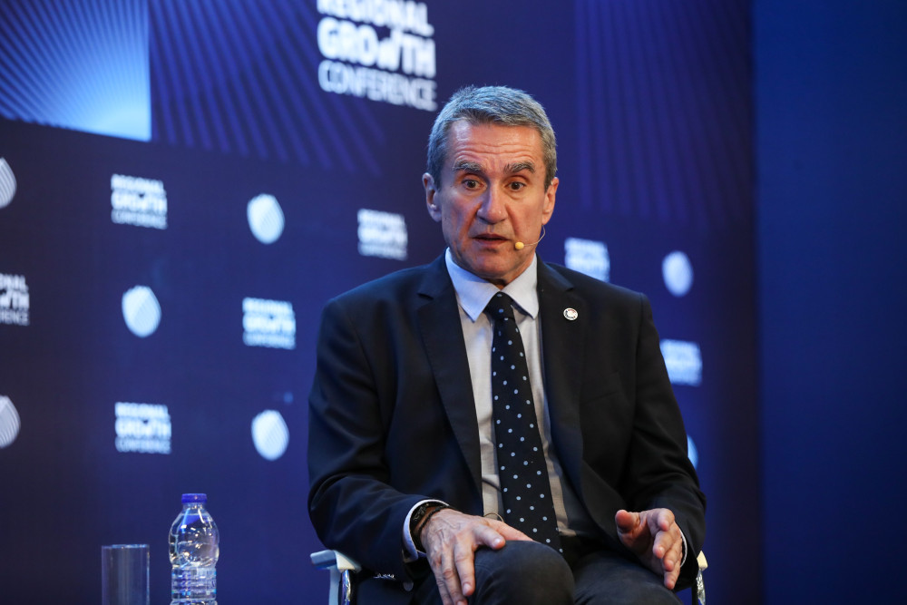 Ανδρέας Λοβέρδος: Η κυβέρνηση ανεβαίνει, η αντιπολίτευση πέφτει (video)