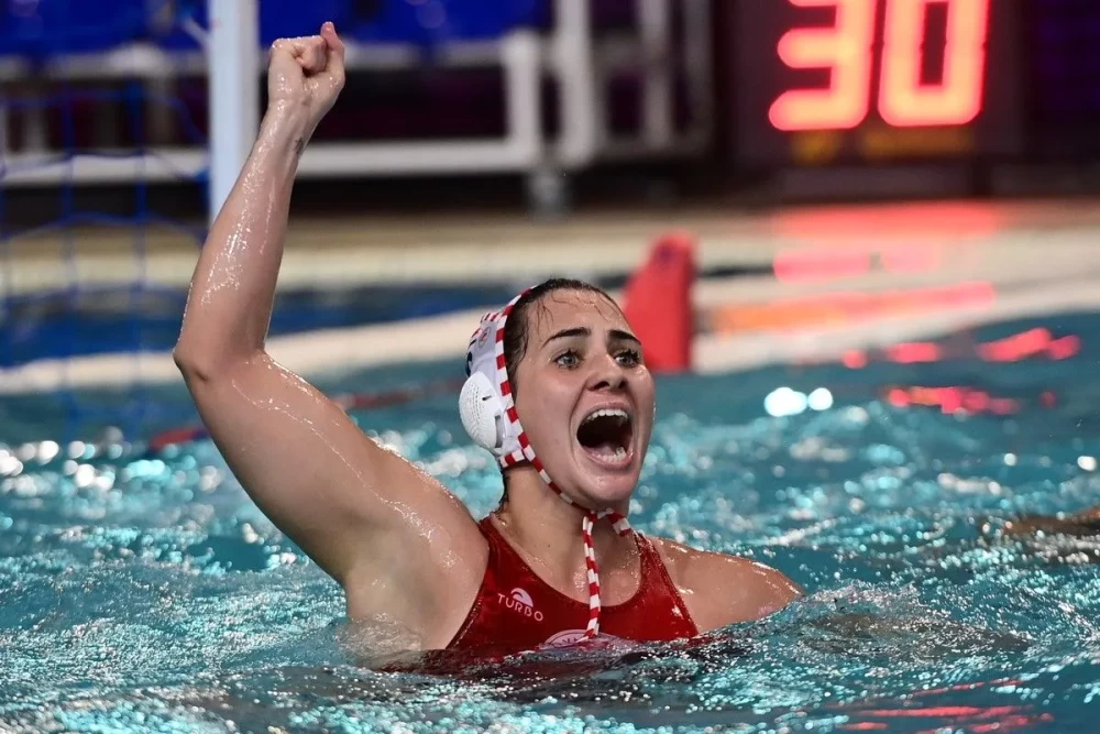 Επική εθνική πόλο γυναικών: στον τελικό του World Cup με μαγική ανατροπή επί της Ολλανδίας (15-13)