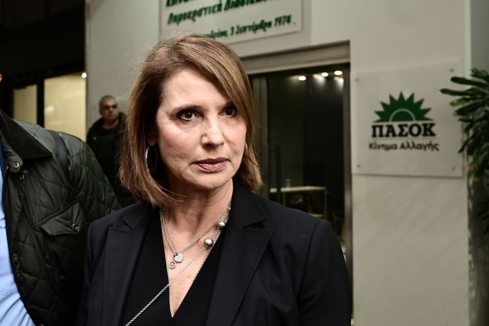 ΠΑΣΟΚ: Αναστολή κομματικής ιδιότητας για έναν χρόνο στην Μπατζελή η εισήγηση στο πειθαρχικό