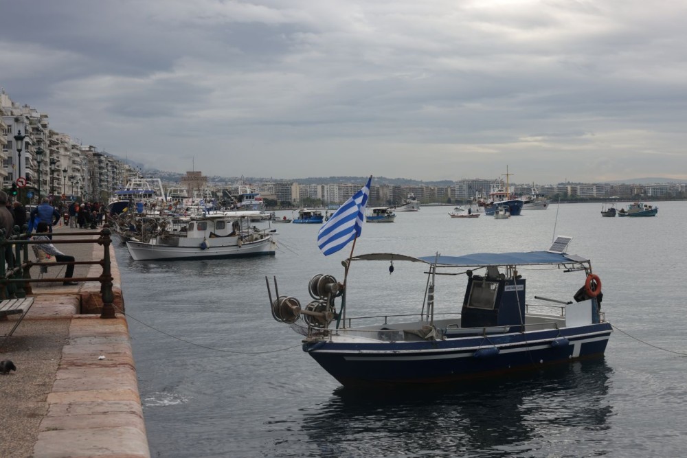 ΥΠΑΑΤ: καταβολή οικονομικής ενίσχυσης 15,91 εκατ. ευρώ στους παράκτιους αλιείς