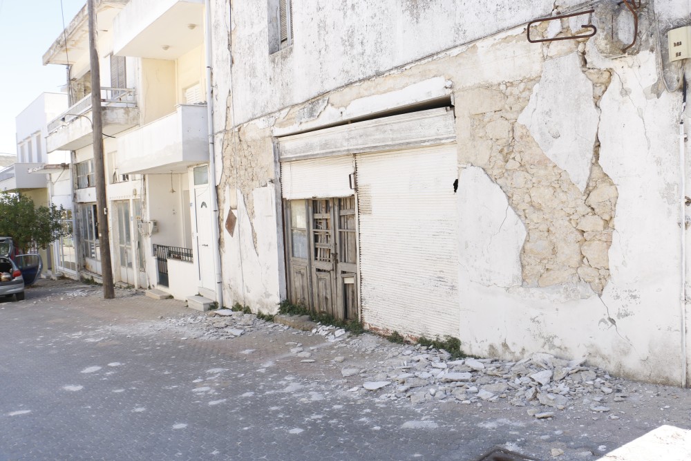 Εύβοια: Κλειστά σχολεία  τη Δευτέρα σε Προκόπι και Πήλι λόγω των σεισμών