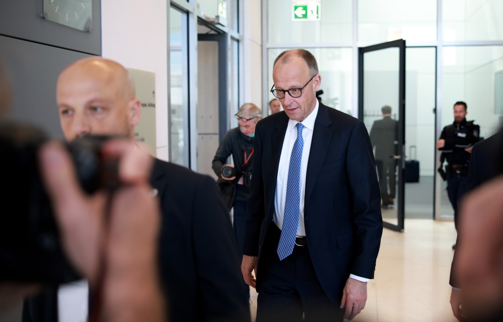 Γερμανικά ΜΜΕ για Μερτς: Ιστορική ήττα - Πότε θα γίνει η νέα ψηφοφορία για καγκελάριο
