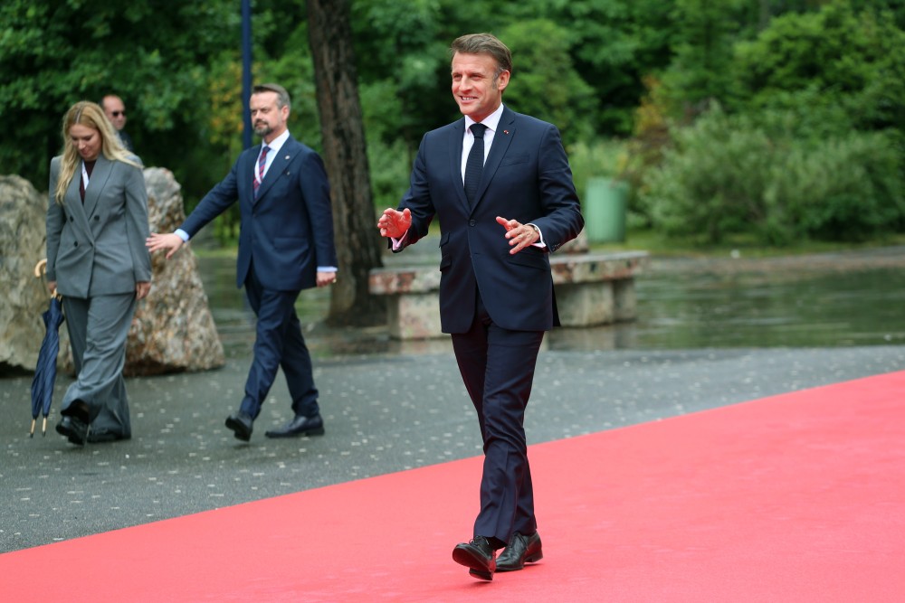 Μακρόν: Η Ρωσία απορρίπτει την ειρήνη – Τηλεφωνική επικοινωνία με Τραμπ