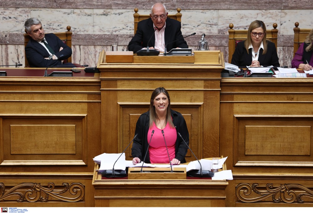Σκληρή απάντηση Κακλαμάνη στο νέο σόου της Κωνσταντοπούλου για τα Τέμπη: Ταπεινά κίνητρα