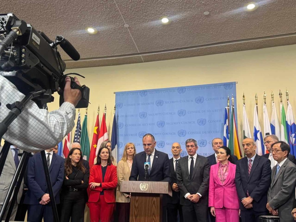 O Γεραπετρίτης βάζει τέλος στα fake news: Η Ελλάδα επικεφαλής ανθρωπιστικής πρωτοβουλίας για τη Γάζα (video)