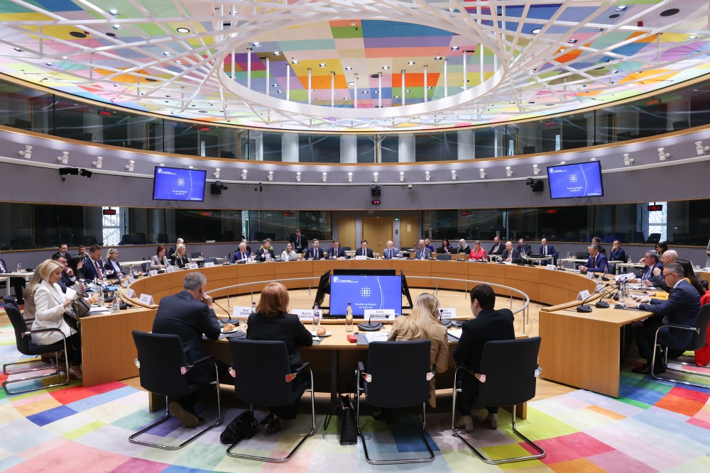 Πιερρακάκης: Στηρίζουμε την εμπορική συμφωνία με τις ΗΠΑ και ενισχύουμε την Ευρωπαϊκή Άμυνα