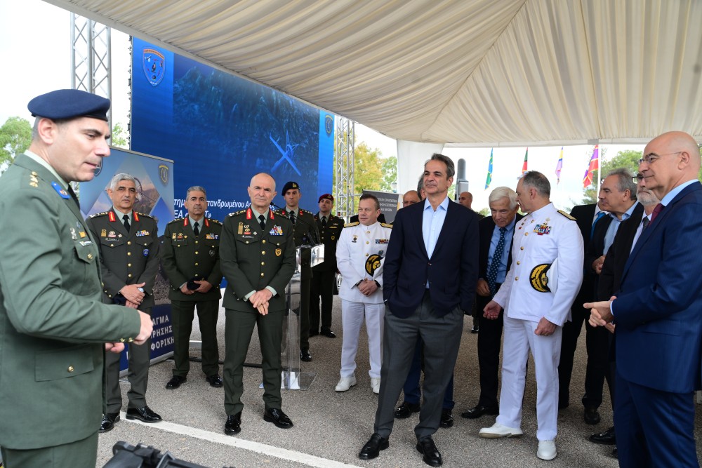 Στην ΑΣΔΕΝ ο Κυριάκος Μητσοτάκης - Η δωρεά Λασκαρίδη στις ένοπλες δυνάμεις (photos)