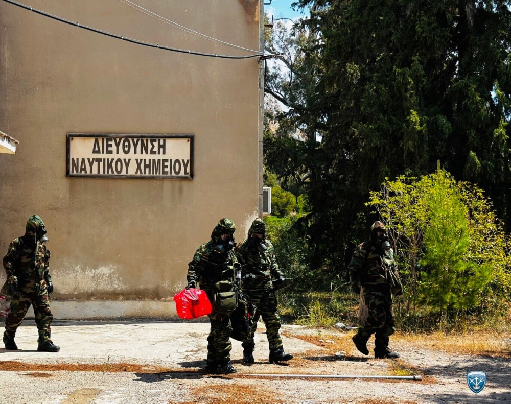 Άσκηση Μείζονος Ατυχήματος στο Ναύσταθμο Σαλαμίνας (photos)
