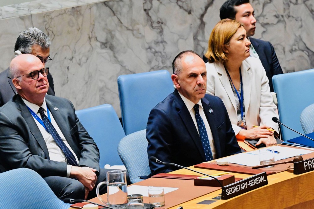 Γεραπετρίτης στο ΣΑ του ΟΗΕ: Ιστορική ευκαιρία για τη Συρία – Οι τρεις ελληνικές θέσεις για το μέλλον της χώρας