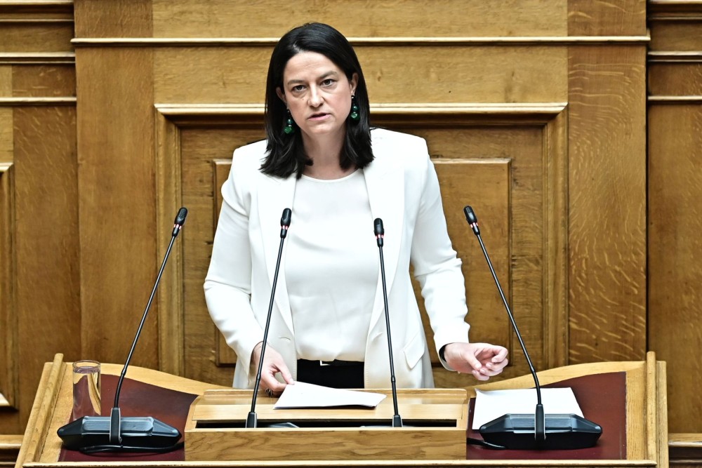 Φέρνει την εφαρμογή JobMatch η Νίκη Κεραμέως - Πιο εύκολη η εύρεση εργασίας (video)