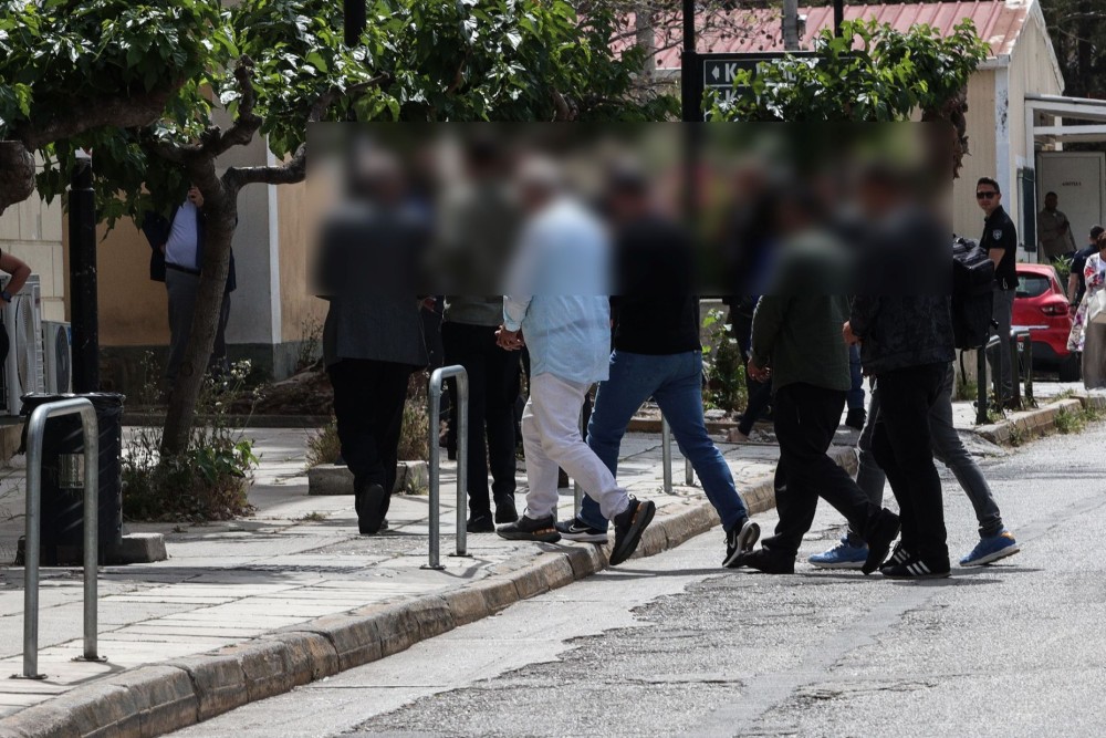 Κύκλωμα στα κτηματολογικά γραφεία: αποκαλυπτικοί διάλογοι για τον τρόπο δράσης - Κακουργηματικές διώξεις