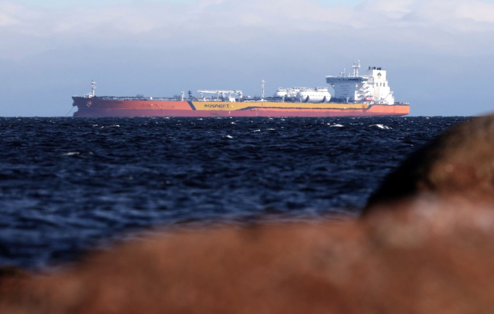 Η Ε.Ε. εγκρίνει το 17ο πακέτο ρωσικών κυρώσεων – Στο στόχαστρο 200 «τάνκερ φαντάσματα» του σκιώδους στόλου