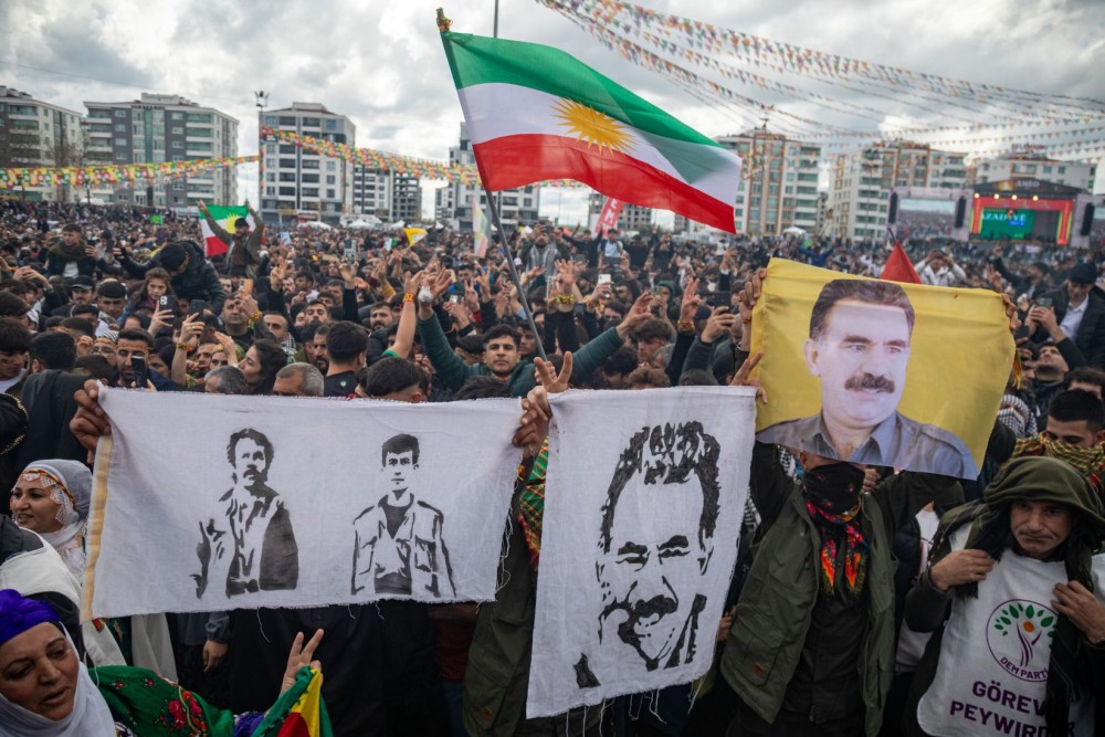 Ιστορική απόφαση στην Τουρκία: το PKK τερματίζει τον ένοπλο αγώνα και διαλύεται