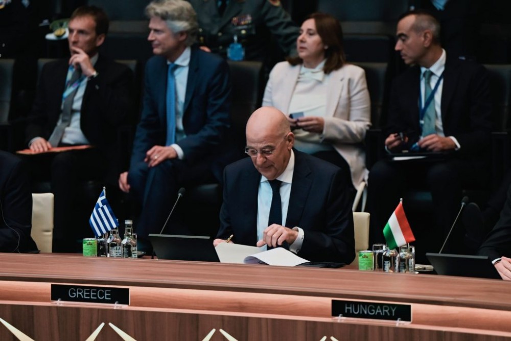 Στη Σύνοδο του ΝΑΤΟ ο Δένδιας - Συνάντηση με τον Ιταλό ομόλογό του για τις φρεγάτες FREMM